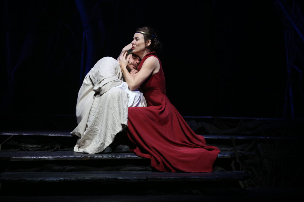 Macbeth, Jason Klarwein Veronica Neave, 2014, Rob Maccoll